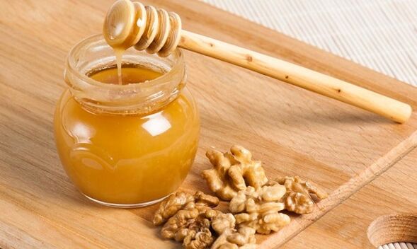 蜂蜜和核桃促进阴茎生长