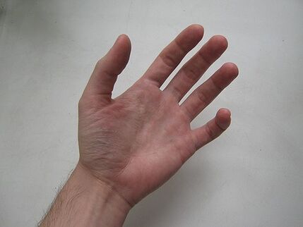 使用jelqing技术，可以用自己的双手扩大阴茎